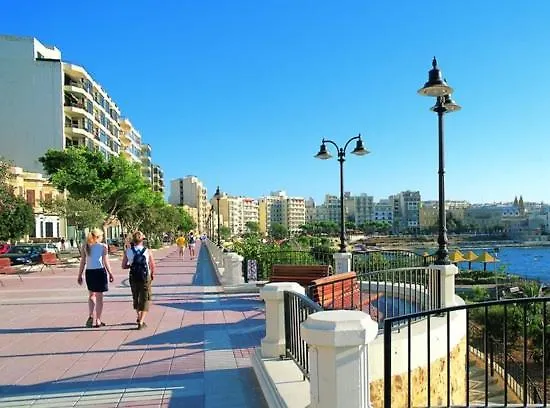 Modern Apartment Steps To St George'S Bay St. Julian's