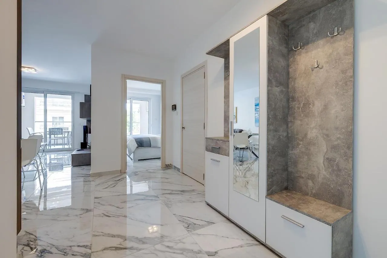 Modern Apartment Steps To St George'S Bay St. Julian's 0*,
